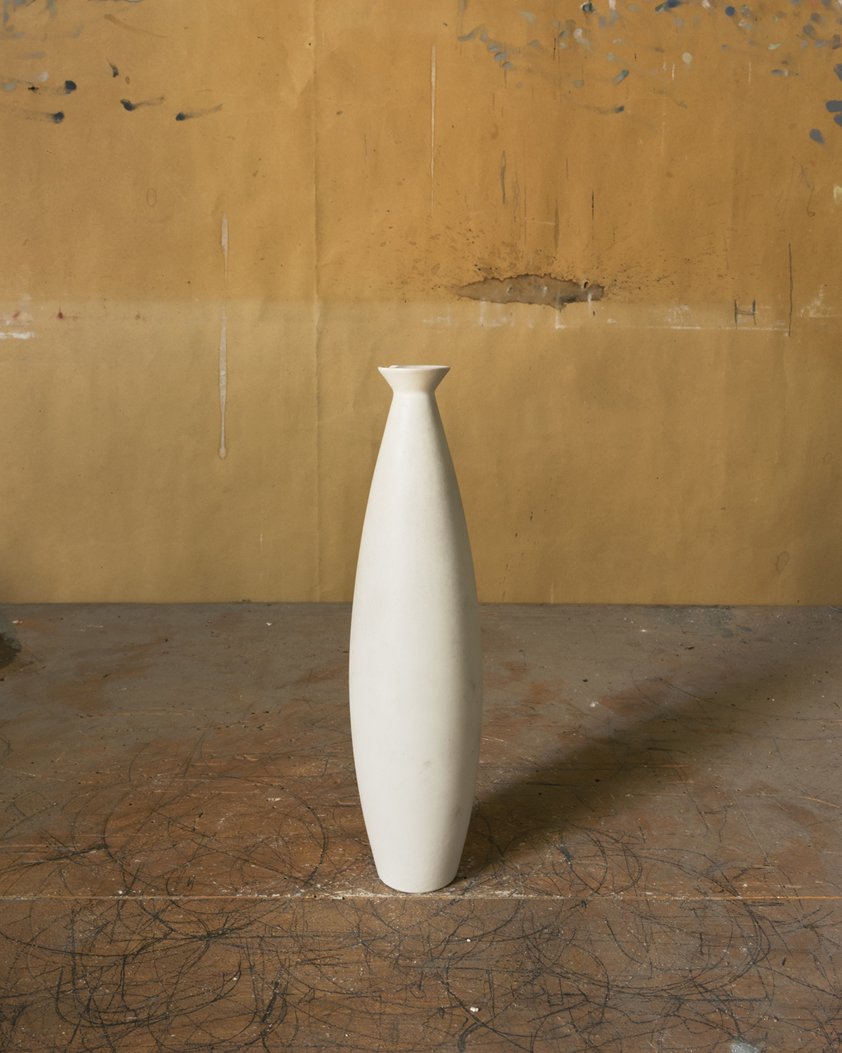 White vase, 2015