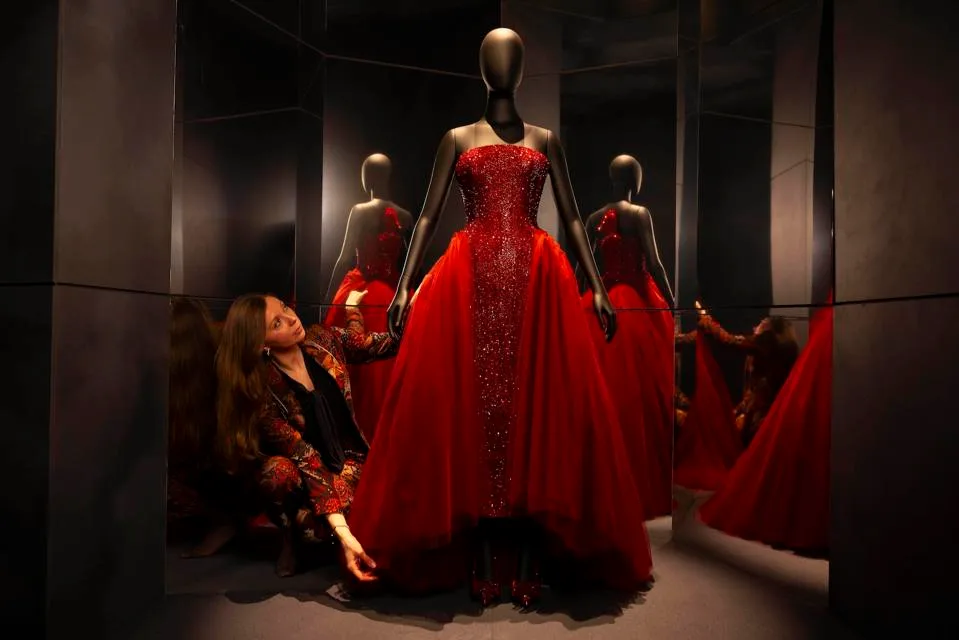 Victoria and Albert Museum Schiaparelli Exhibition