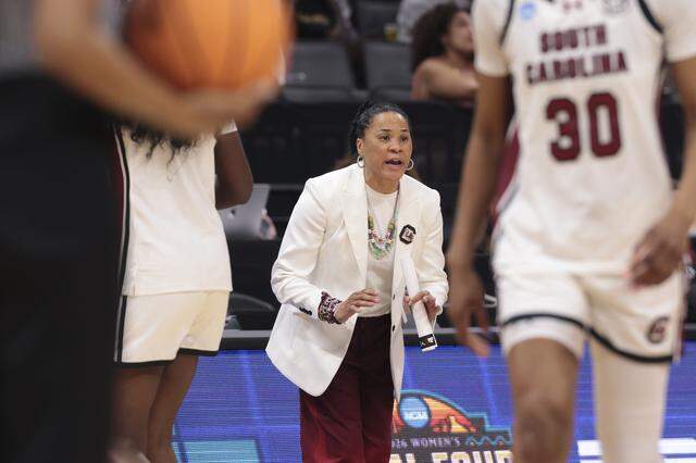 South Carolina's head coach Dawn Staley talks to her team during the second half of action of their Elite Eight women's basketball game against TCU at Golden 1 Arena on Monday, March 30, 2026.