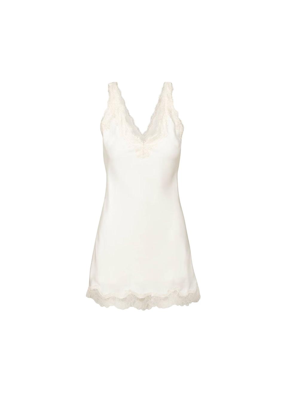 The Fashion Girl Way to Master Feature Style