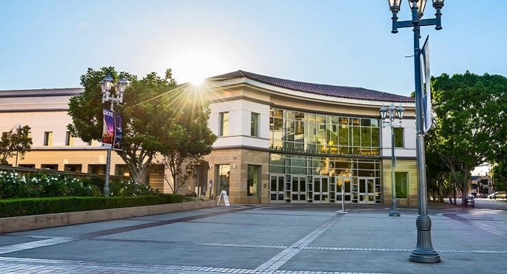 The International Vintage Fashion Show Returns to Pasadena for the 19th Year